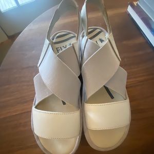 Bime 169 Fly Platform Sandals